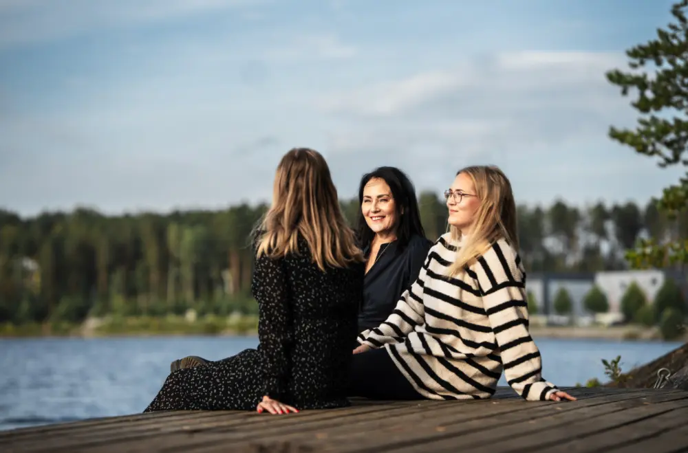 Dreamfaktorin Iina Ruotsalainen, Anne Ranta-Pere ja Lotta Peiponen