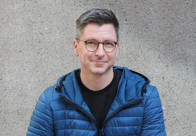 Helsingin Yliopiston tekoälyprofessori Teemu Roos